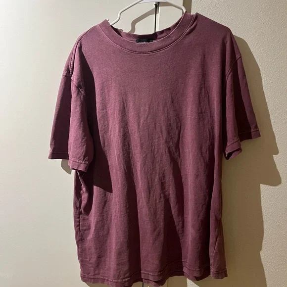 📌Burgundy T-Shirt - Picture 4 of 4